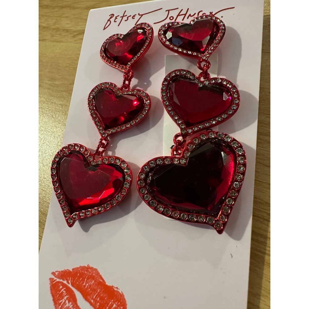 Betsy Johnson Red Heart Dangle Earrings Crystal Rhinestone Sparkle Statement